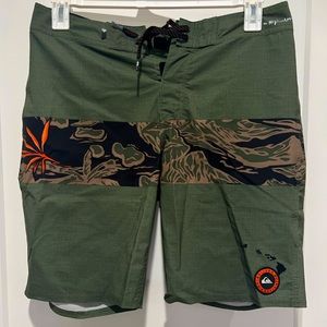 Quicksilver Highline Hawaii Boardshorts